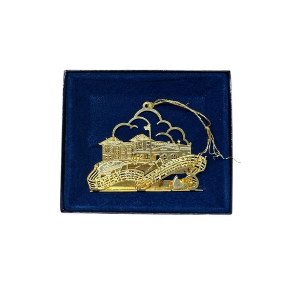 Ocean City Pops Orchestra 1997 Commemorative Ornament Gold Holiday Ornament - Picture 4 of 4